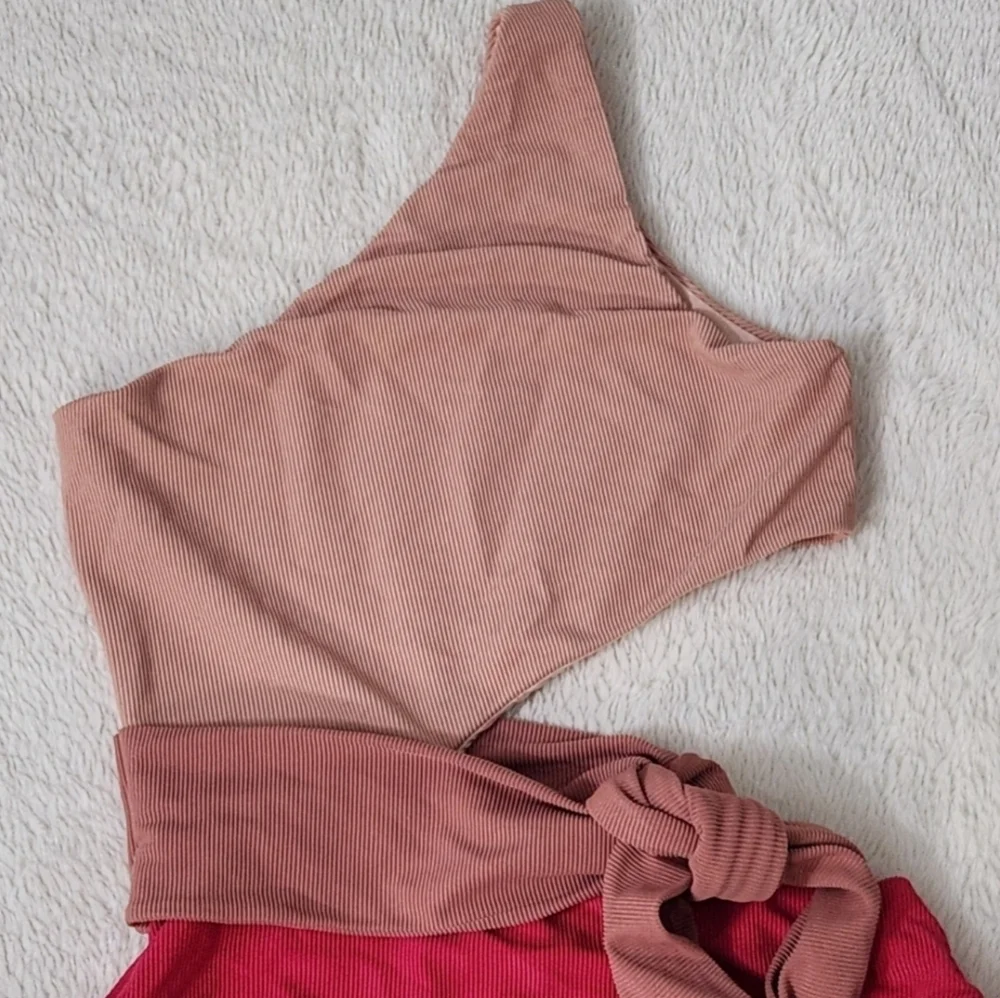 New!Beach Riot Claire One‎ Piece Ribbed Swimsuit